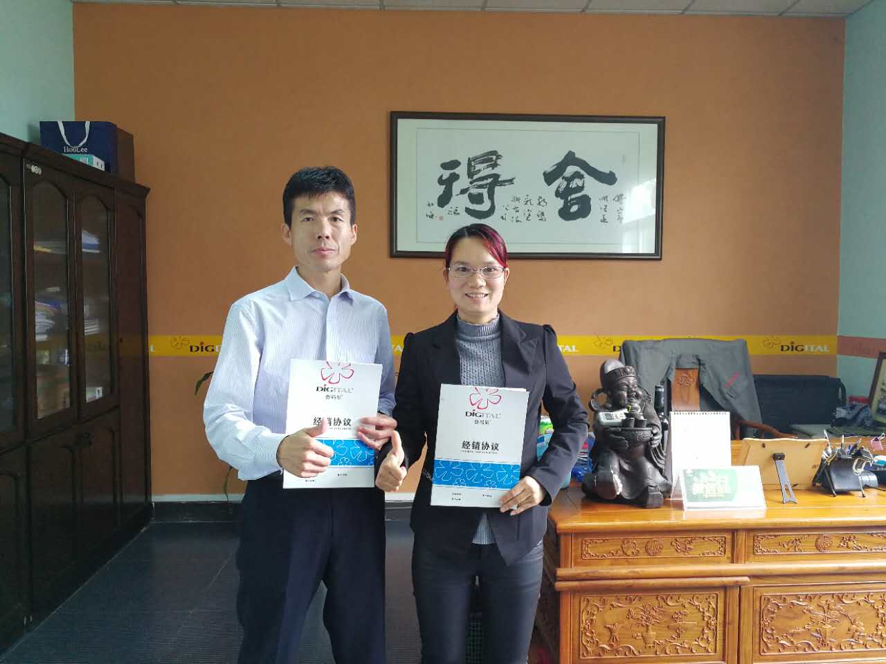 涂料代理選擇這些“賣(mài)點(diǎn)”，可得心應(yīng)手吸引客戶進(jìn)店