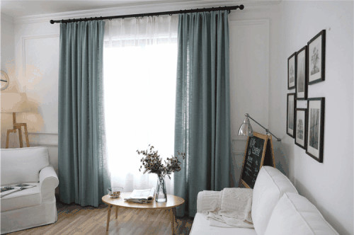 “灰綠色”遠(yuǎn)離壓力，輕松打造輕奢感